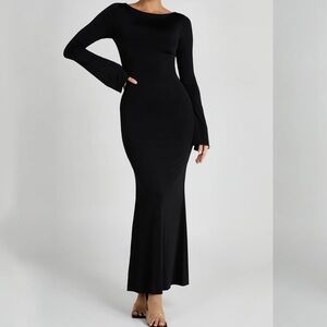 Meshki- Tarna Slinky Fishtail Maxi Dress - Black